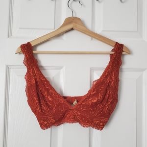 🧡 Red/orange lace bralette - UO 🧡